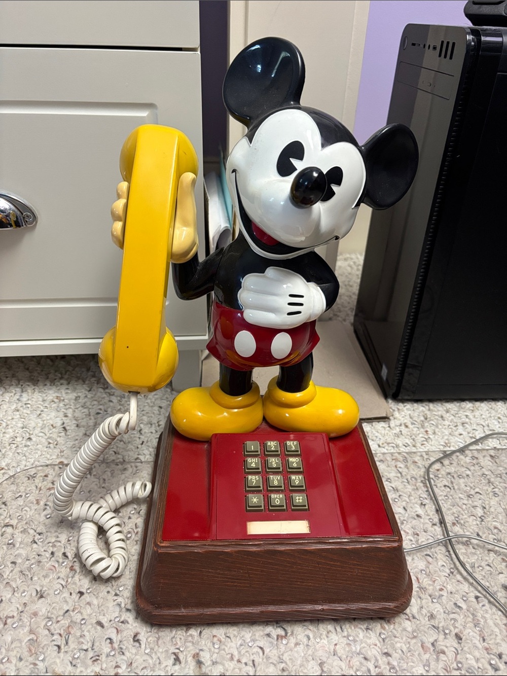 Mickey Mouse Phone, touch tone. Made 1976-1980’s. Used.  Good condition . Works.